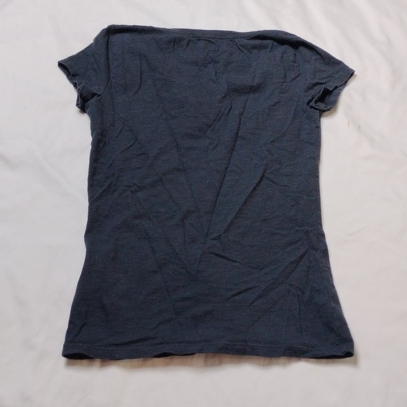 Aeropostale women's medium sized t shirt with 1/4 sleeves - Picture 5 of 7